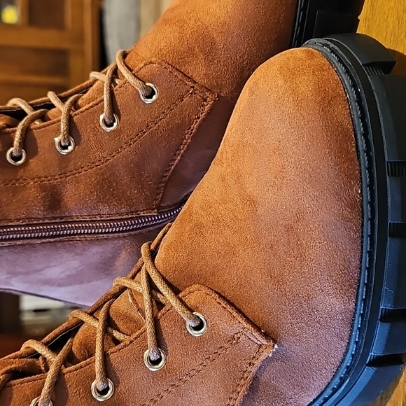 NEW Tinstree Brown Lace-Up Knee-High Boots - Picture 2 of 7